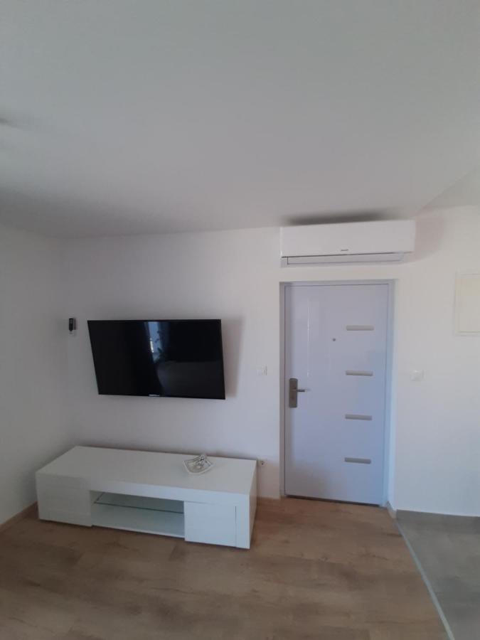 Penthaus Apartment N&M Baška Voda Eksteriør billede