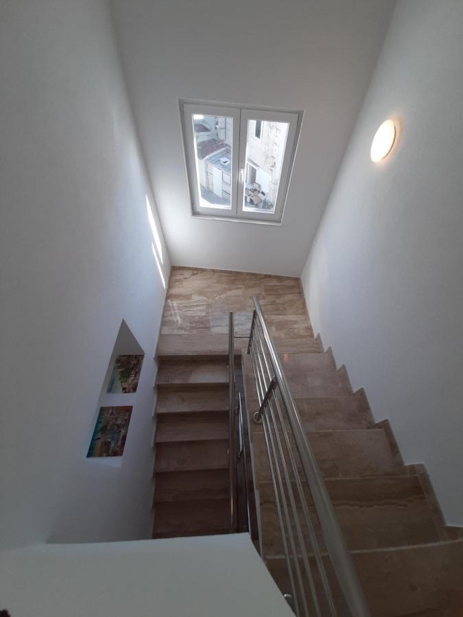 Penthaus Apartment N&M Baška Voda Eksteriør billede