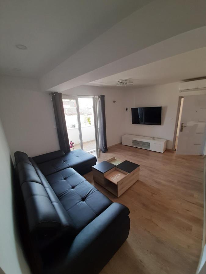 Penthaus Apartment N&M Baška Voda Eksteriør billede
