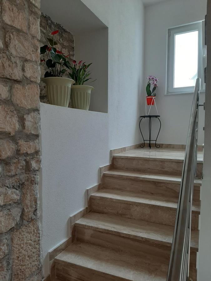 Penthaus Apartment N&M Baška Voda Eksteriør billede