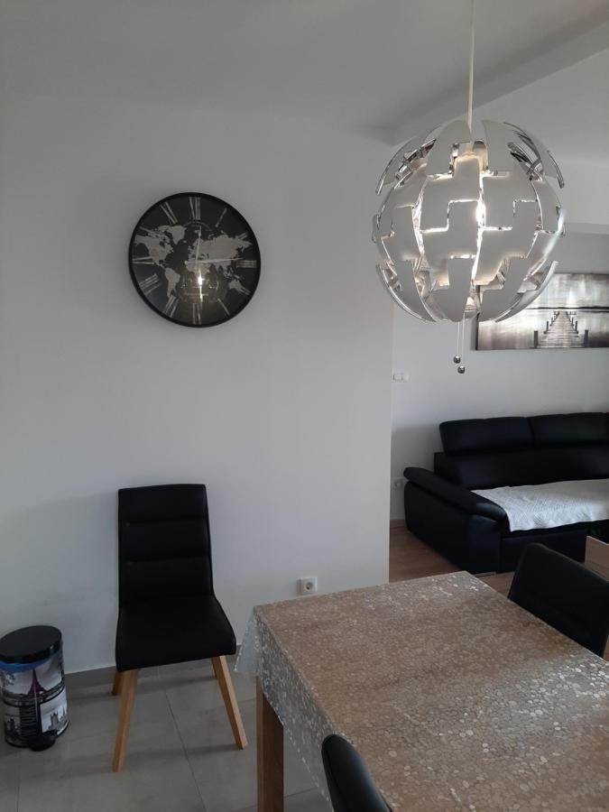 Penthaus Apartment N&M Baška Voda Eksteriør billede