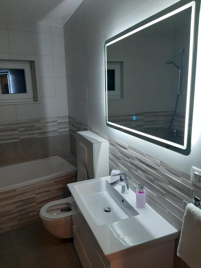 Penthaus Apartment N&M Baška Voda Eksteriør billede