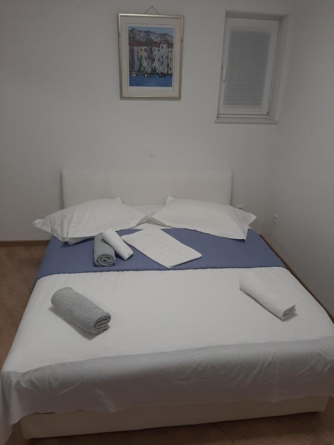 Penthaus Apartment N&M Baška Voda Eksteriør billede