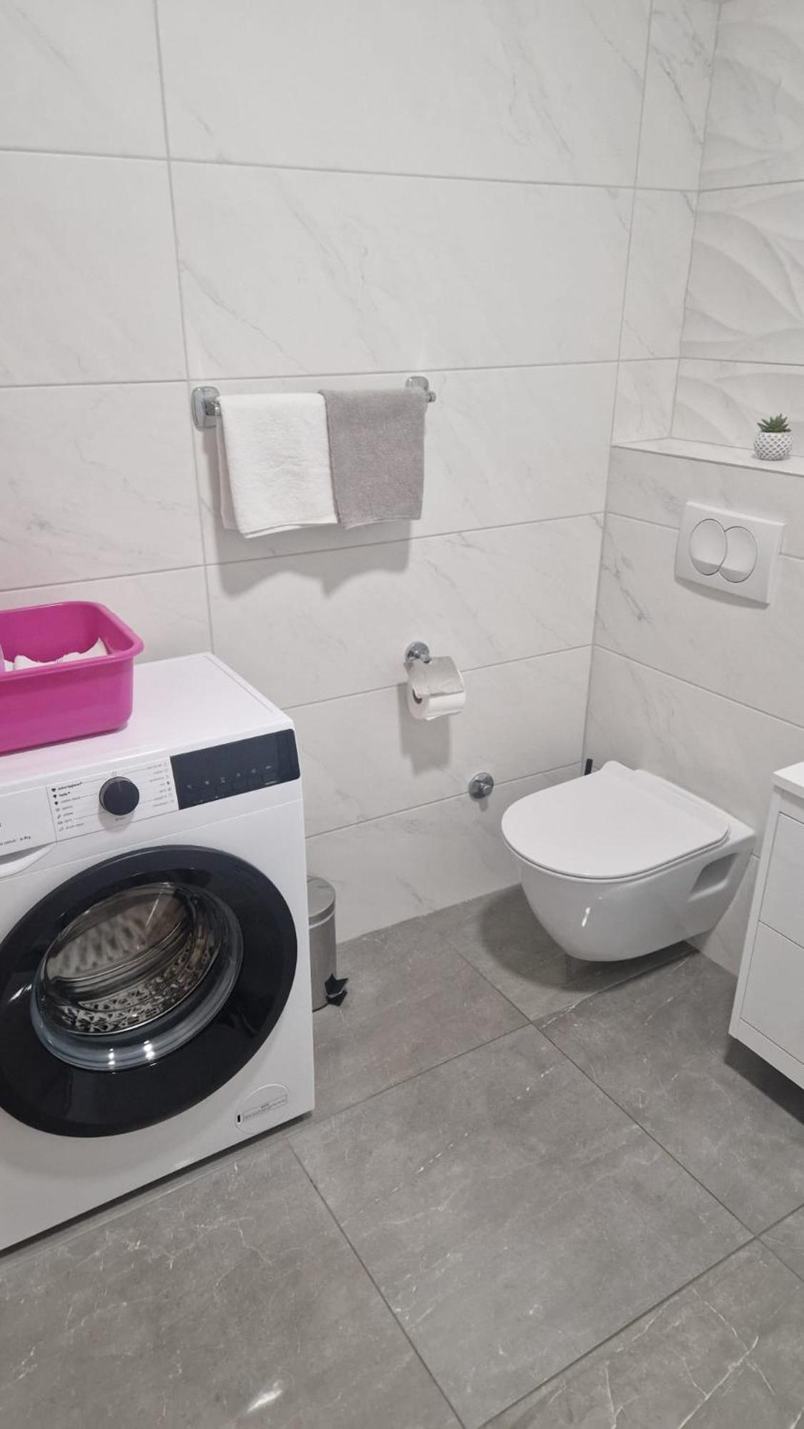Penthaus Apartment N&M Baška Voda Eksteriør billede